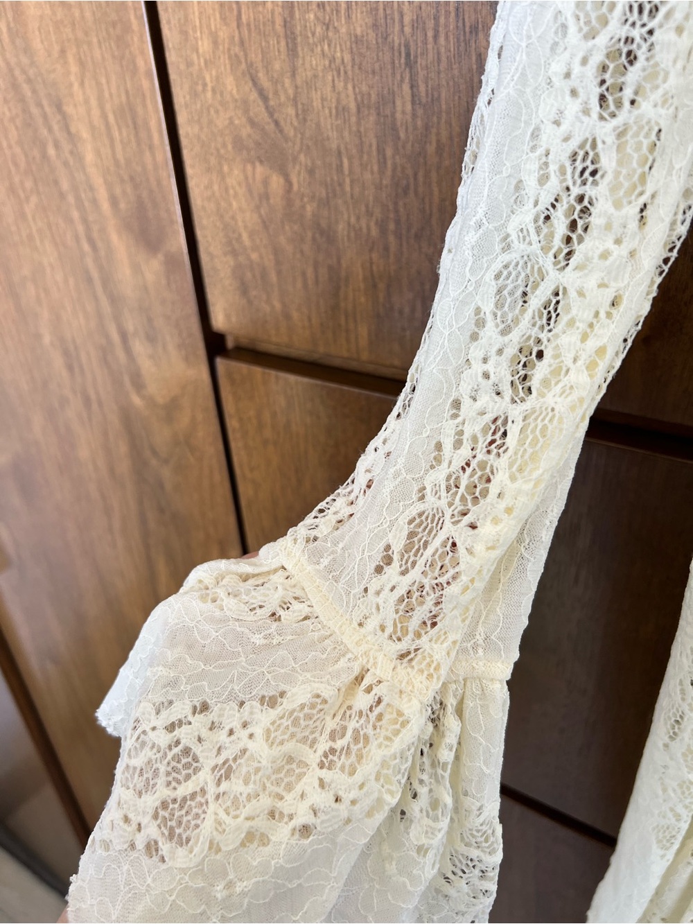 Cream Lace Ruffled Long Duster - Picture 3 of 7